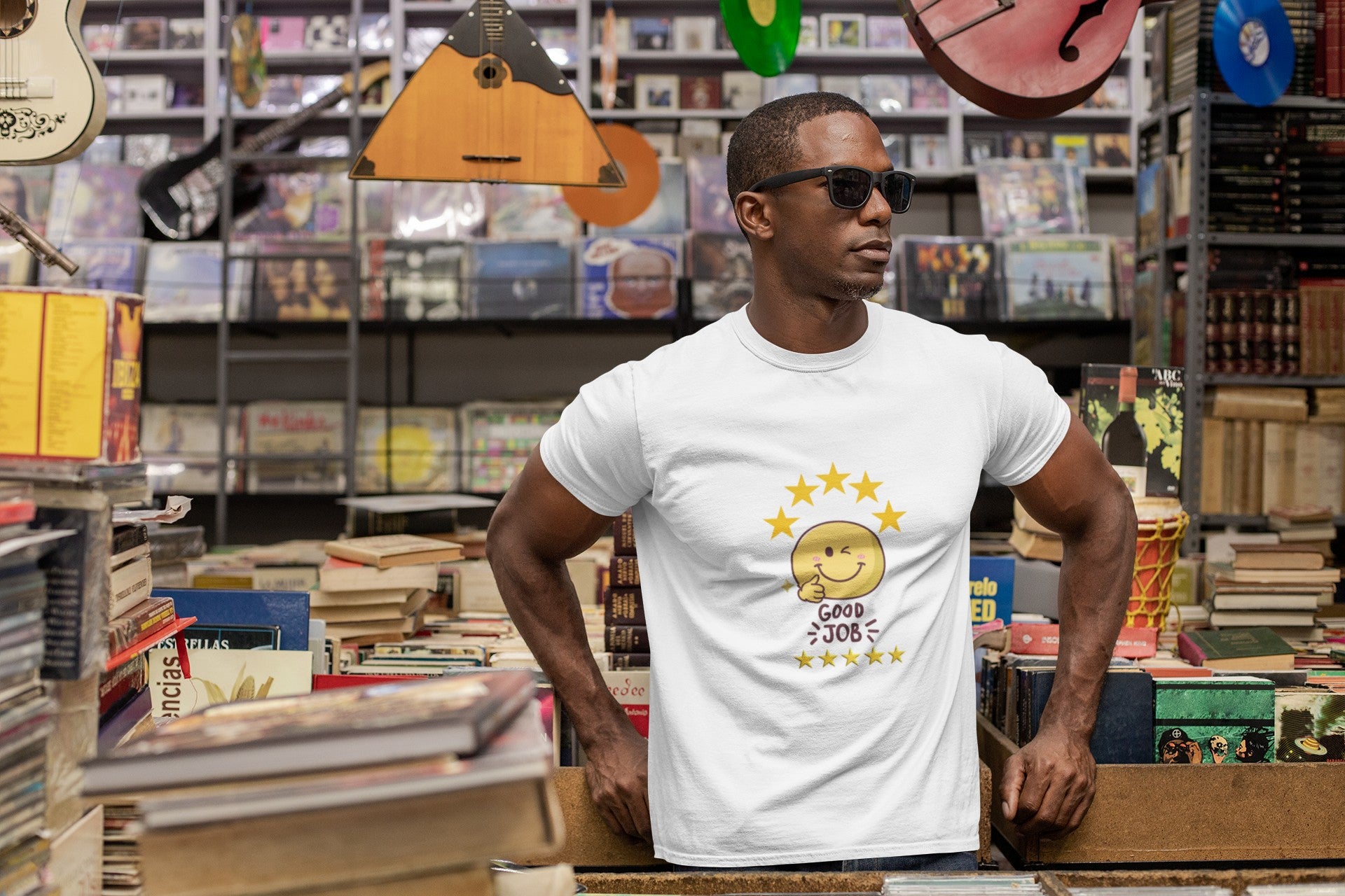 Good Job Smiley T-Shirt — Cute 5-Star Positive Vibe Tee